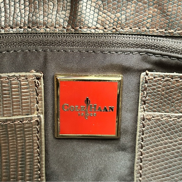 COLE HAAN bronze metallic leather baguette bag / clutch, NWOT - Picture 9 of 16